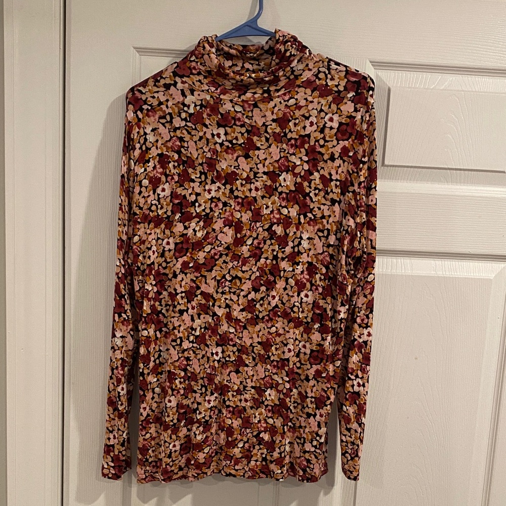 Floral Long Sleeve Turtleneck Top